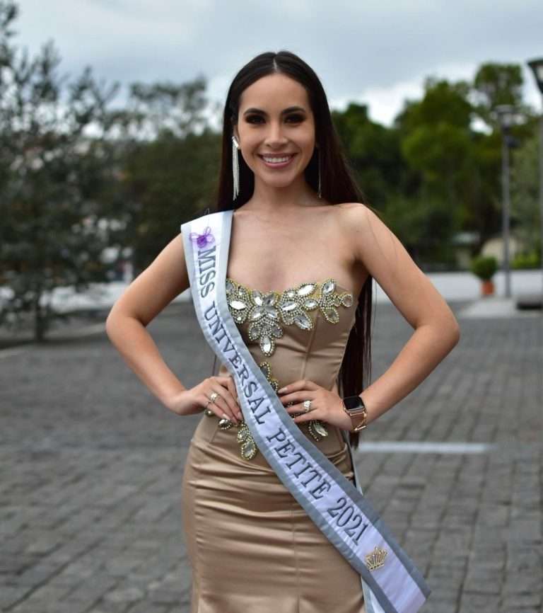 Giulliana Echeverria - Miss Universal Pettite 2021