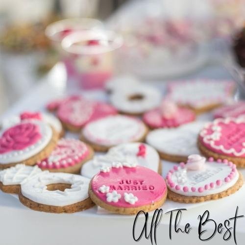 Biscuit with pink and white combination color looks best